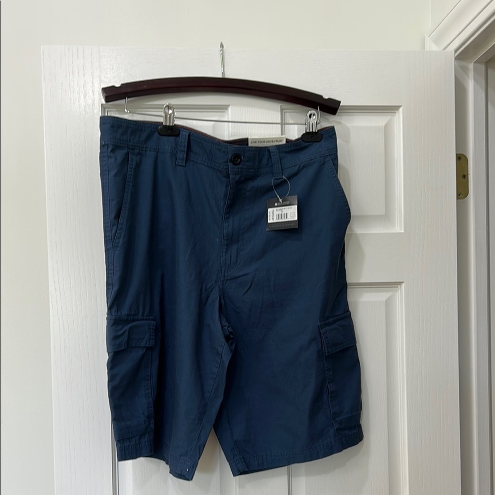Eddie Bauer Blue Cargo Shorts Relaxed Fit